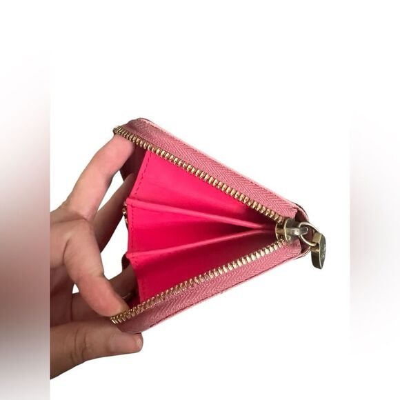 MCM Ziparound Wallet - Picture 11 of 13